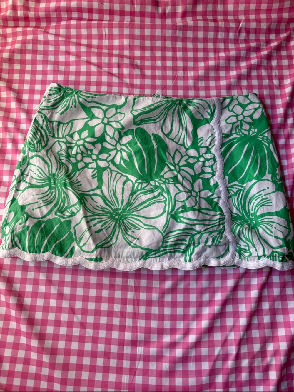 READ Lilly Pulitzer - White & Green Floral Mini Skirt/skort